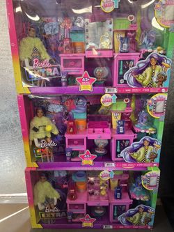 Barbie Extra Doll & Vanity Playset