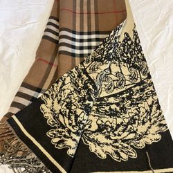  Burberry Tan Woman’s Scarf 