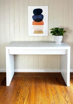White desk/vanity/console table