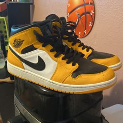 Air Jordan 1s