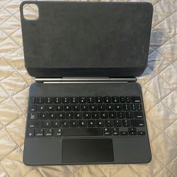 Apple iPad keyboard case