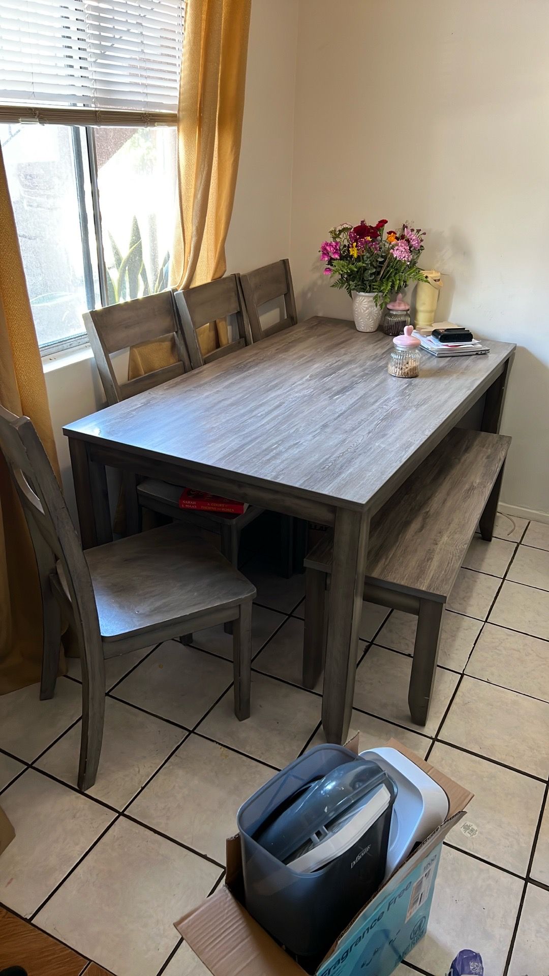 Dinning table
