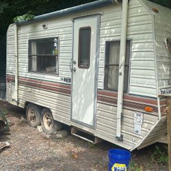 18 Foot Camp Trailer (sun Chaser) 