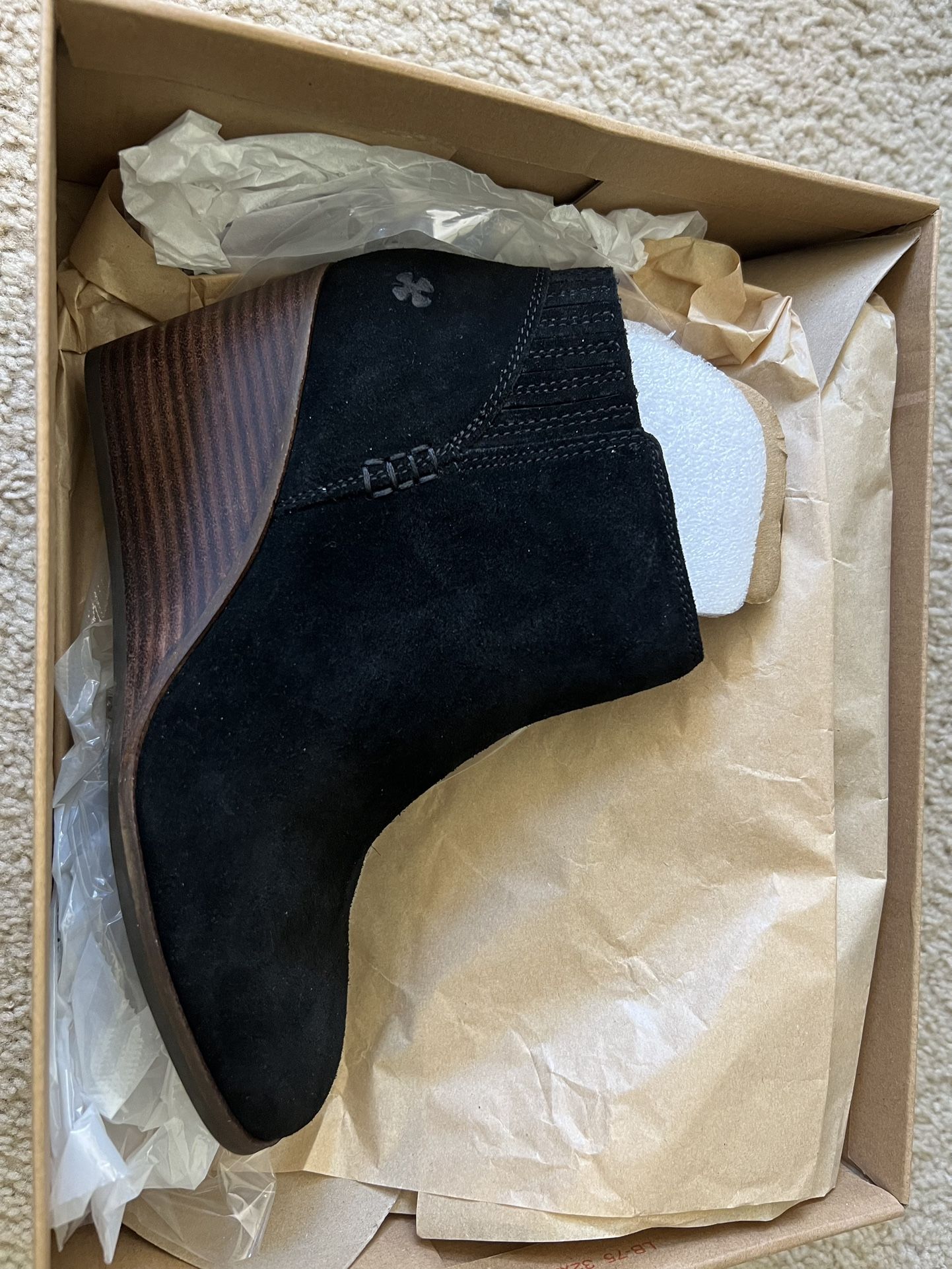 Lucky Brand Booties 6.5
