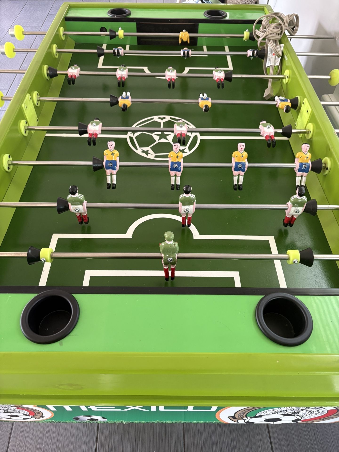 Foosball Table/futbolito