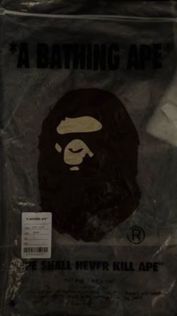 🔥selling bape shirts 🔥