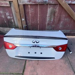 Infiniti Q50 Trunk