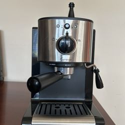 Capresso Coffee, Espresso and Cappuccino Maker EC100 