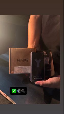 Cologne  / perfume