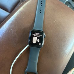 Apple Watch Series 6 GPS