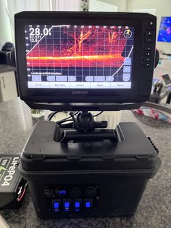 Garmin Fish Finder/LiveScope Bundle
