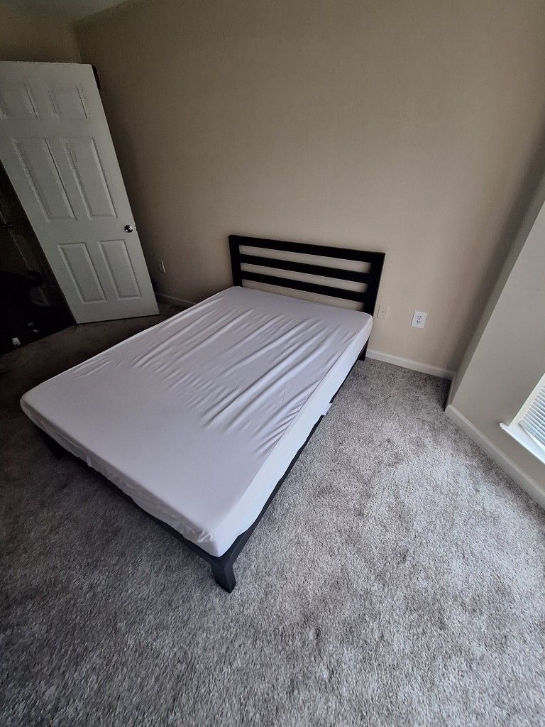 Full Size Bed And Frame