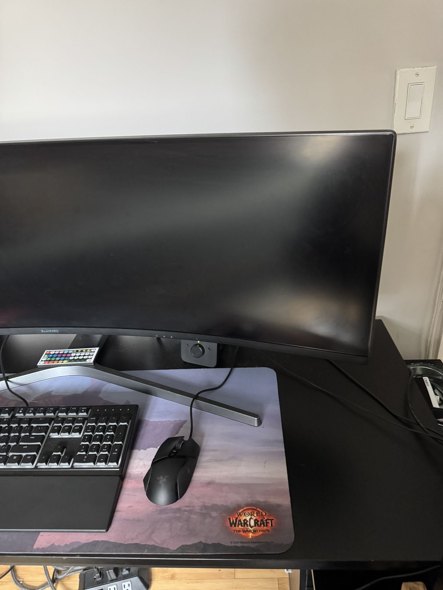 Samsung 49inch QLED Curved Gaming Monitor