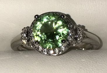 Size 6 peridot silver ring