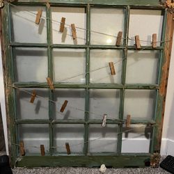 Vintage window With Clips