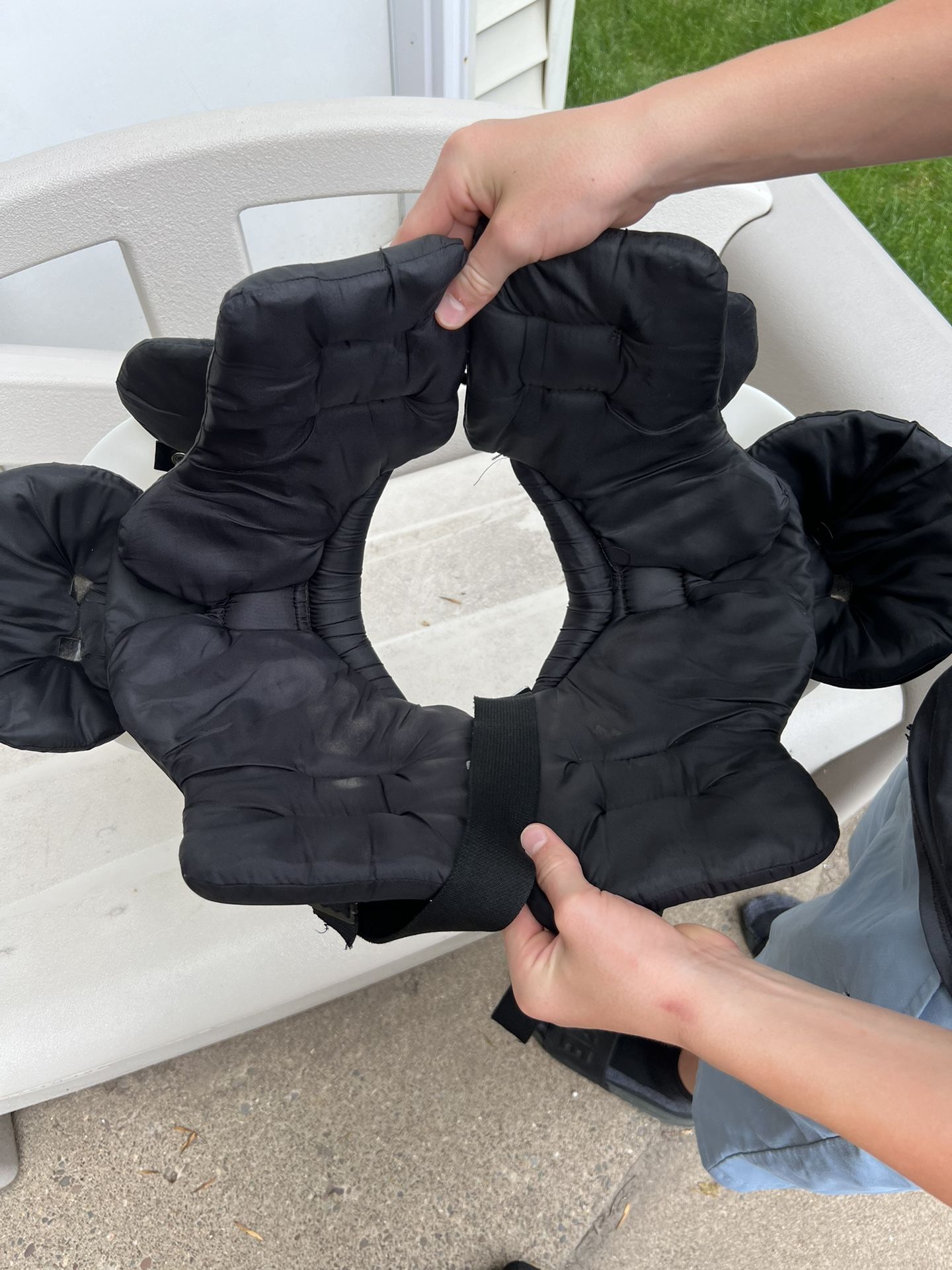 Used Shoulder Pads 11-15 Size CASH ONLY!