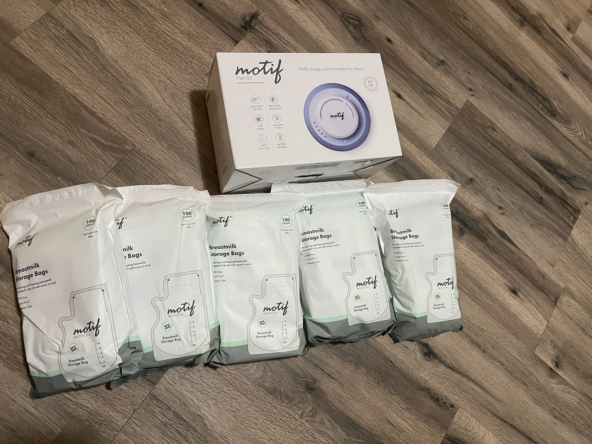 Breast Pump With Storage Bags