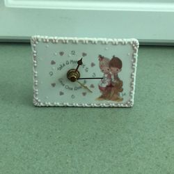 Precious Moments Clock (Take A Moment To Love One Another)