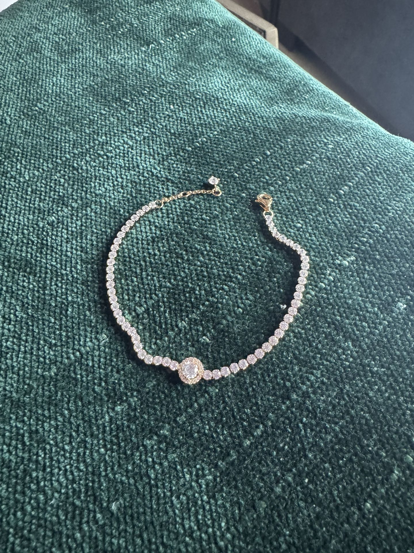 Halo Tennis Bracelet