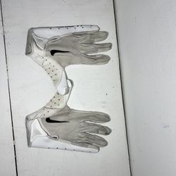 Pack Of 3 Pairs Of White Football Gloves