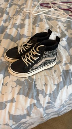 Vans Sk8 Hi MTE 2 Black Florals Kids US 3.0. 