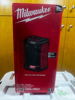 M12 Bluetooth Radio