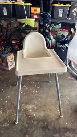 Free ikea high chair