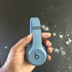 Beats Solo 4
