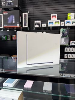 MacBook Air 13in m4 chip