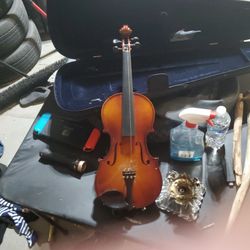 Violin missing one string