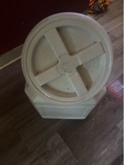 Dog food storage