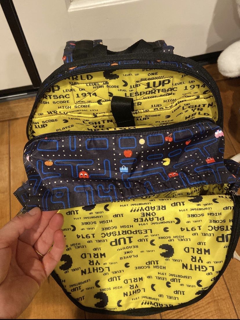 Pac-Man x Lesportsac Retro Maze Backpack for Sale in Torrance, CA - OfferUp