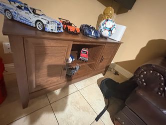 Tv stand