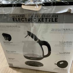 Electric kettle 1L