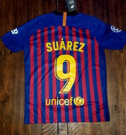 BARCELONA HOME JERSEY SUAREZ SMALL YOUNG SIZE FITS 10-12 YO 