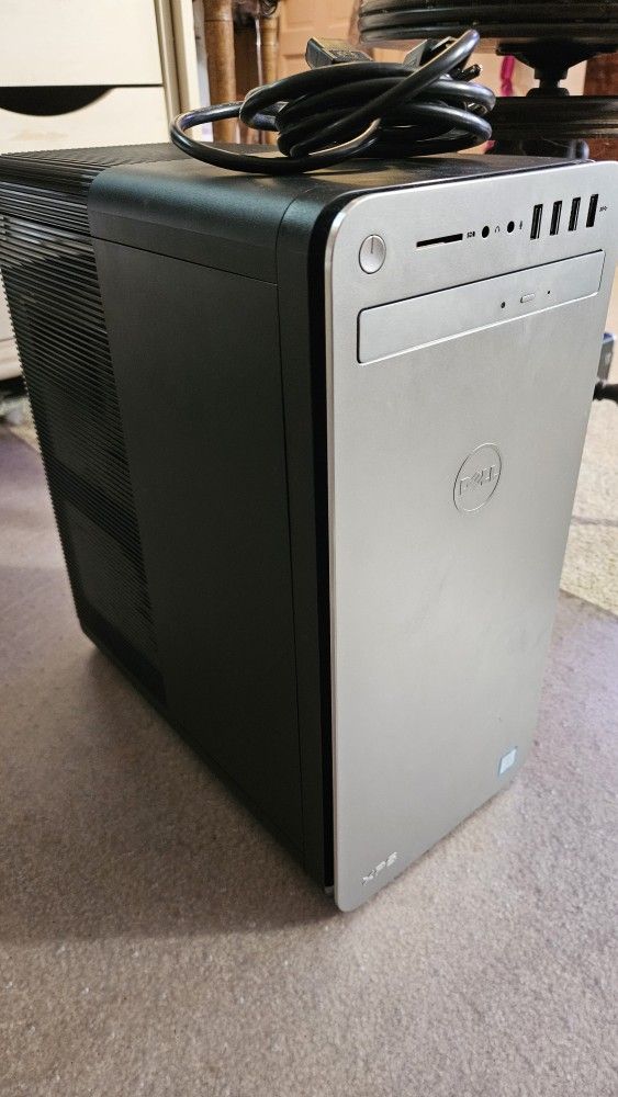 Dell XPS 8920 Desktop Computer