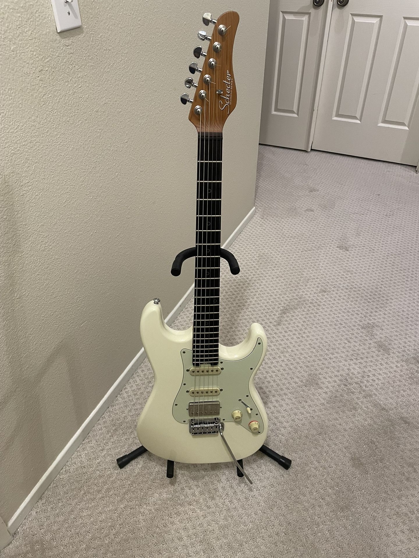 Schecter Nick Johnston Strat