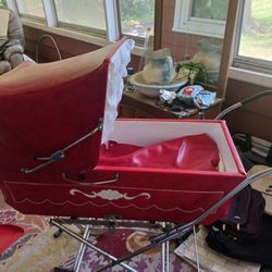 Old Fashioned Baby Buggy In Great Shape