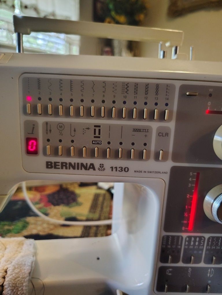 USED BERNINA 1130 Vtg Sewing Machine