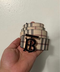Burberry belt