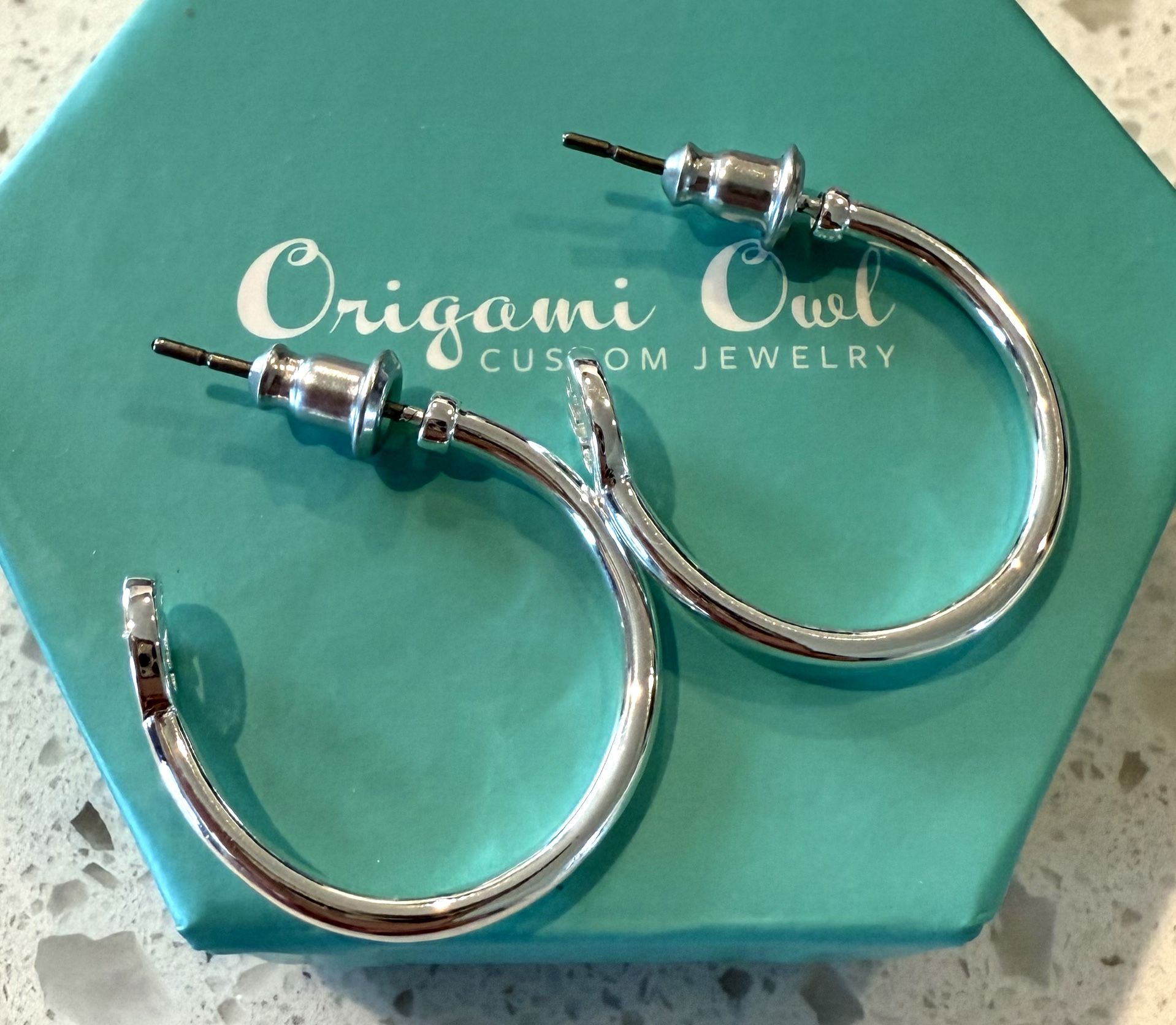 NEW Origami Owl Silver Hoop Earrings Jewelry Accessories Gift Present Women’s