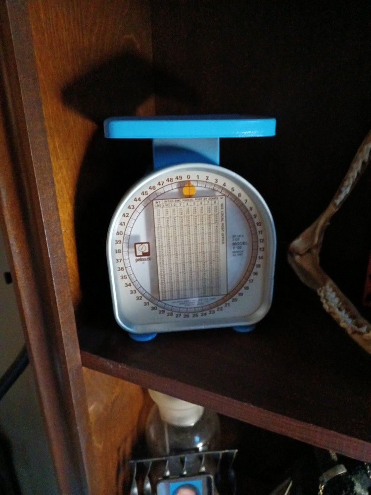 Vintage Pelouze Postal Scale 1981