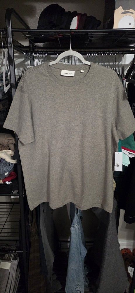 Men's Frame Shirt Size XL