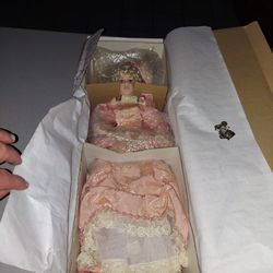 VINTAGE 2000 WELDEN MUSEUM OF FINE COLLECTIBLES A WORLD OF DOLLS #273/1000 CASSANDRA IN BOX