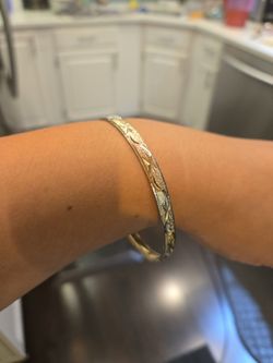 Costume Jewelry Bracelet