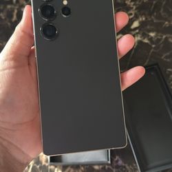 samsung s25 ultra.  256 gb