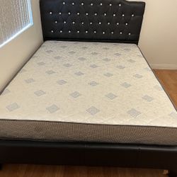 Full Size Bed Frame With Mattress