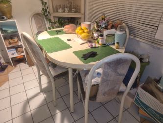 Vintage 1970s Retro Mid-Century Style Laminate Dinette Set – Expanding Oval Table w/ Extender Leaf & 5 Matching High-Back Barrel Chairs