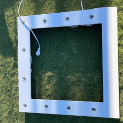 Vanity Mirror Parts NEEDS REPLACEMENT MIRROR