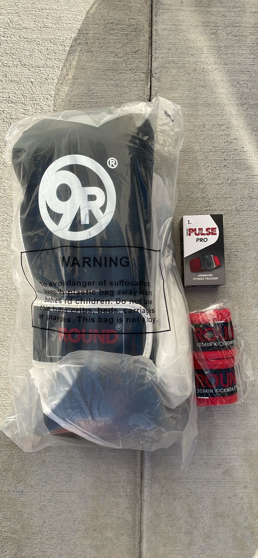 9Round Boxing Gloves + Fitness Tracker *NEW*